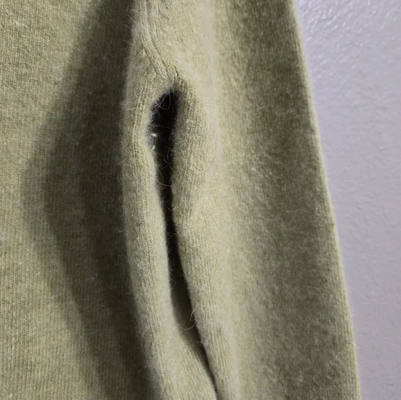 Vintage American Eagle Outfitters Green Fuzzy Cropped Mocked Neck Sweater Size L - Picture 5 of 12